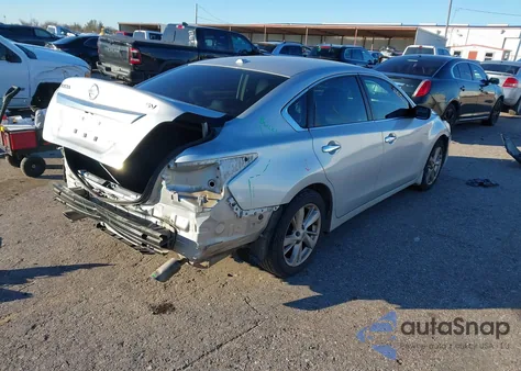 2015 Nissan Altima 2.5 Sv из США, поврежденный, VIN 1N4AL3AP4FC255515